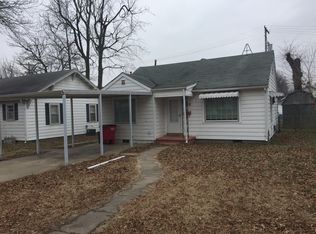222 Collins Dr, Sikeston, MO 63801