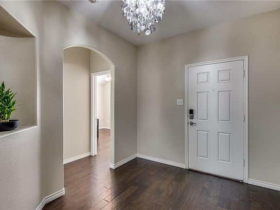4th image of 135 Meadow Crest Dr