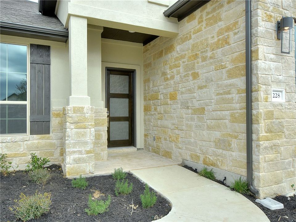 1st image of 404 Panzano Dr