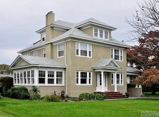 83 Nassau Ave, Islip, NY 11751