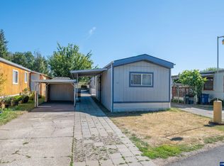 3237 Elm St, Hubbard, OR 97032