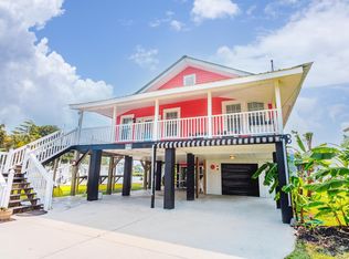 235 Calhoun Dr, Murrells Inlet, SC 29576