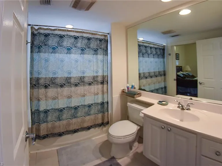 28719 Alessandria Cir — Photo 12