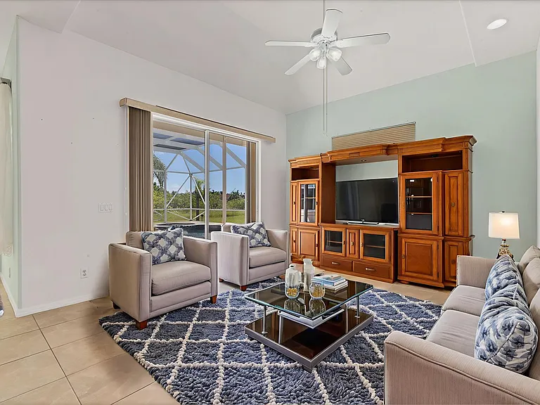 15077 Acorn Cir — Photo 17