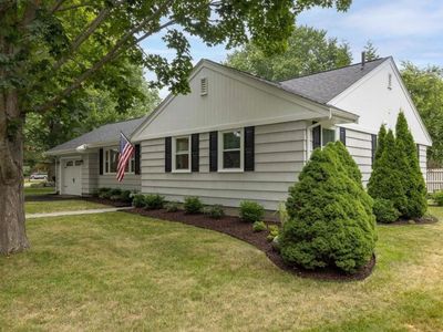 49 Fells Road, Portsmouth, NH, 03801