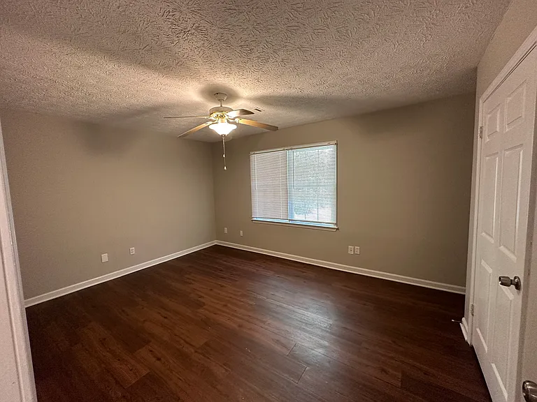 3531 E Paulding Dr — Photo 4
