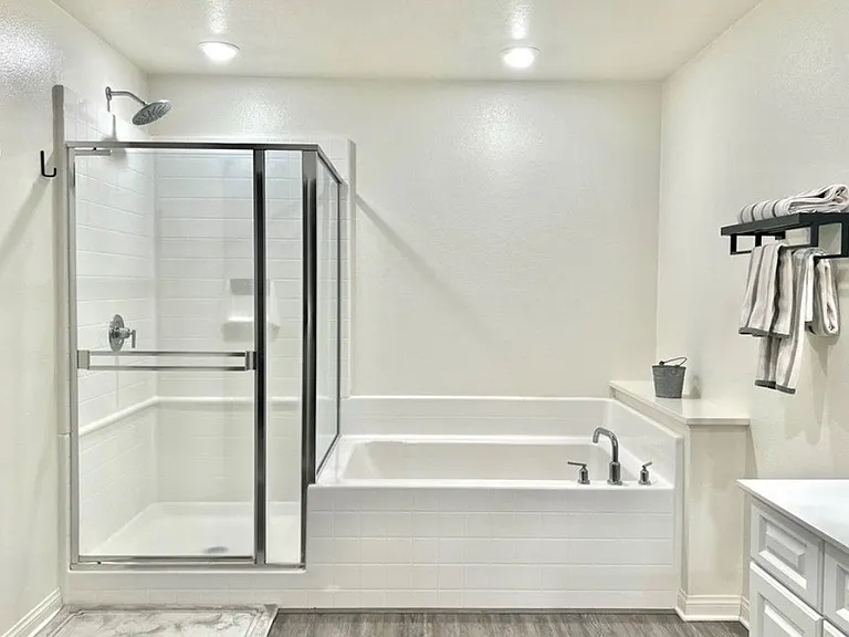 1382 Mesquite Dr — Photo 5