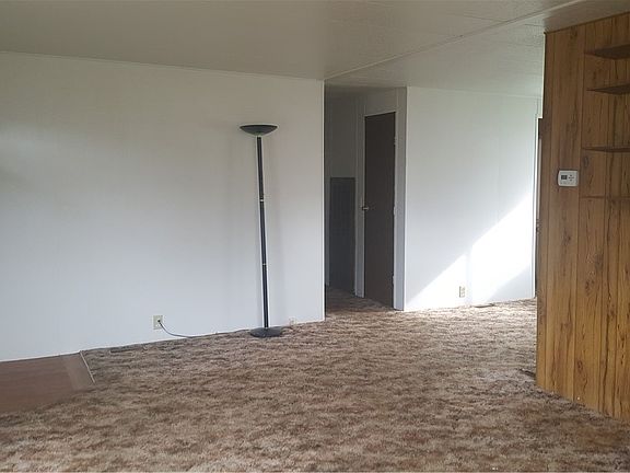 5th image of 1138 Wood Ln
