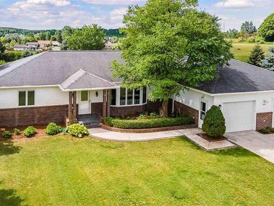 5537 N Long Lake Rd, Traverse City, MI, 49685