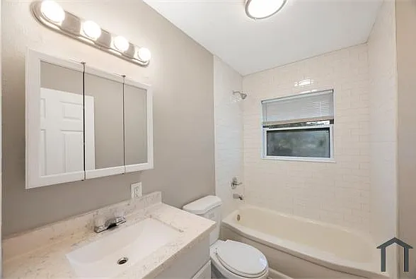 3740 19th Ave S #2 — Photo 8