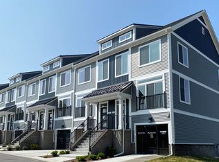 2781 Bristol Ridge Dr #39, Ann Arbor, MI 48105