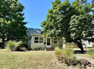 1225 Summer St, Pekin, IL