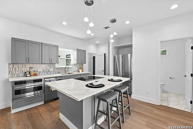 117 Carle Ave — Photo 28