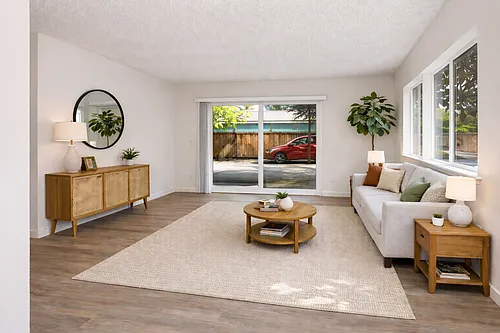 15015 Shoreline Apartments Photo 1