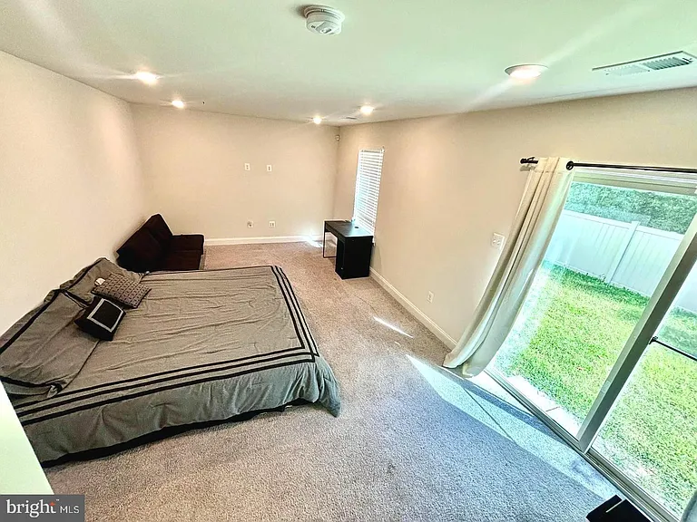 16380 Fife Way — Photo 16
