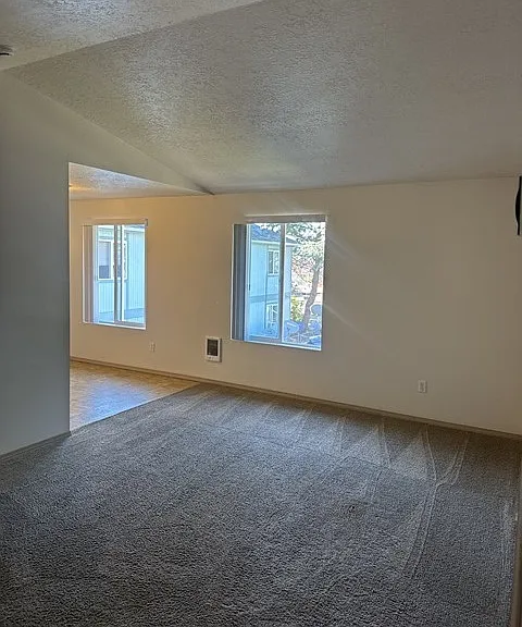 1334 W Locust St — Photo 2