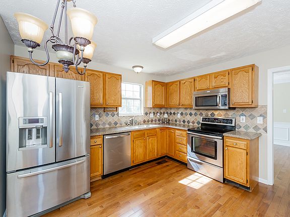 5th image of 1605 Wynrush Cir