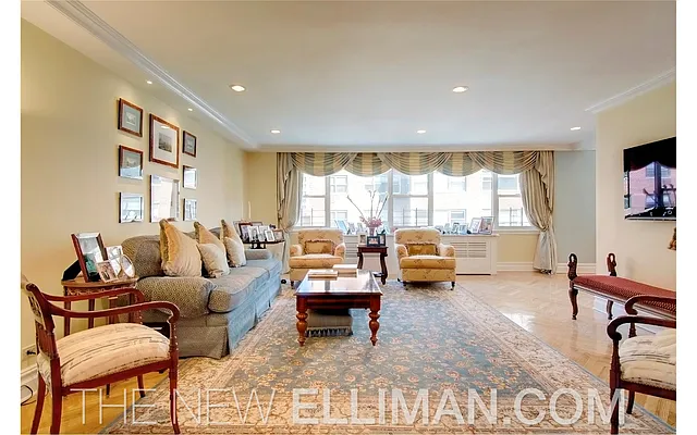 Sold by Douglas Elliman | media 19