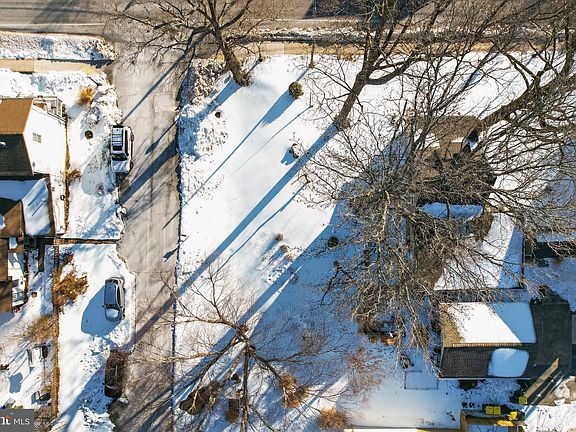 5th image of 8314 Bayside Rd