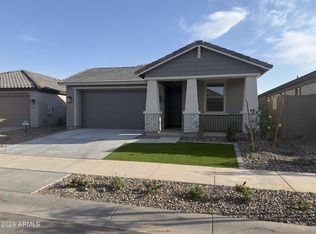 865 W FINCH Drive, Queen Creek, AZ 85140