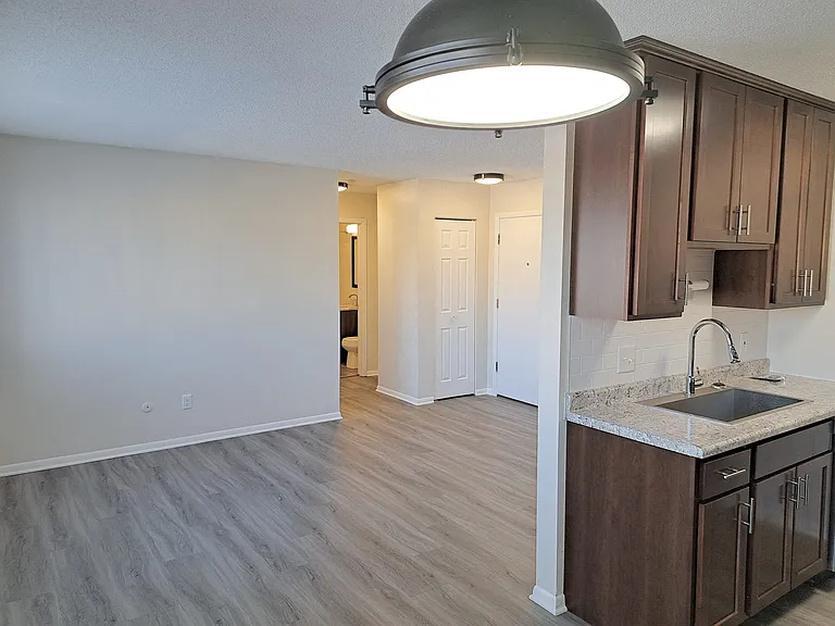 Northgate Crossing Apartments — Photo 7