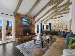 943 Nadelhorn Dr, Lake Arrowhead, CA 92352