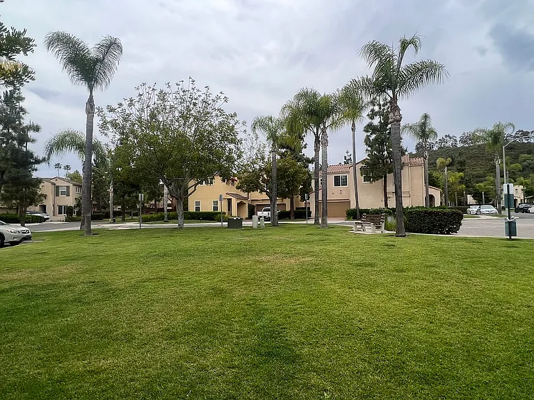 912 Mira Lago Way — Photo 26