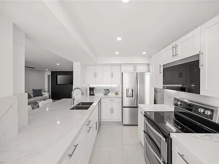10475 Gulf Shore Dr #162 — Photo 8