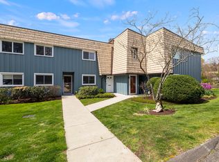 1153 Stratfield Rd UNIT 1153, Fairfield, CT 06825