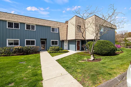1153 Stratfield Rd #1153 Photo 1