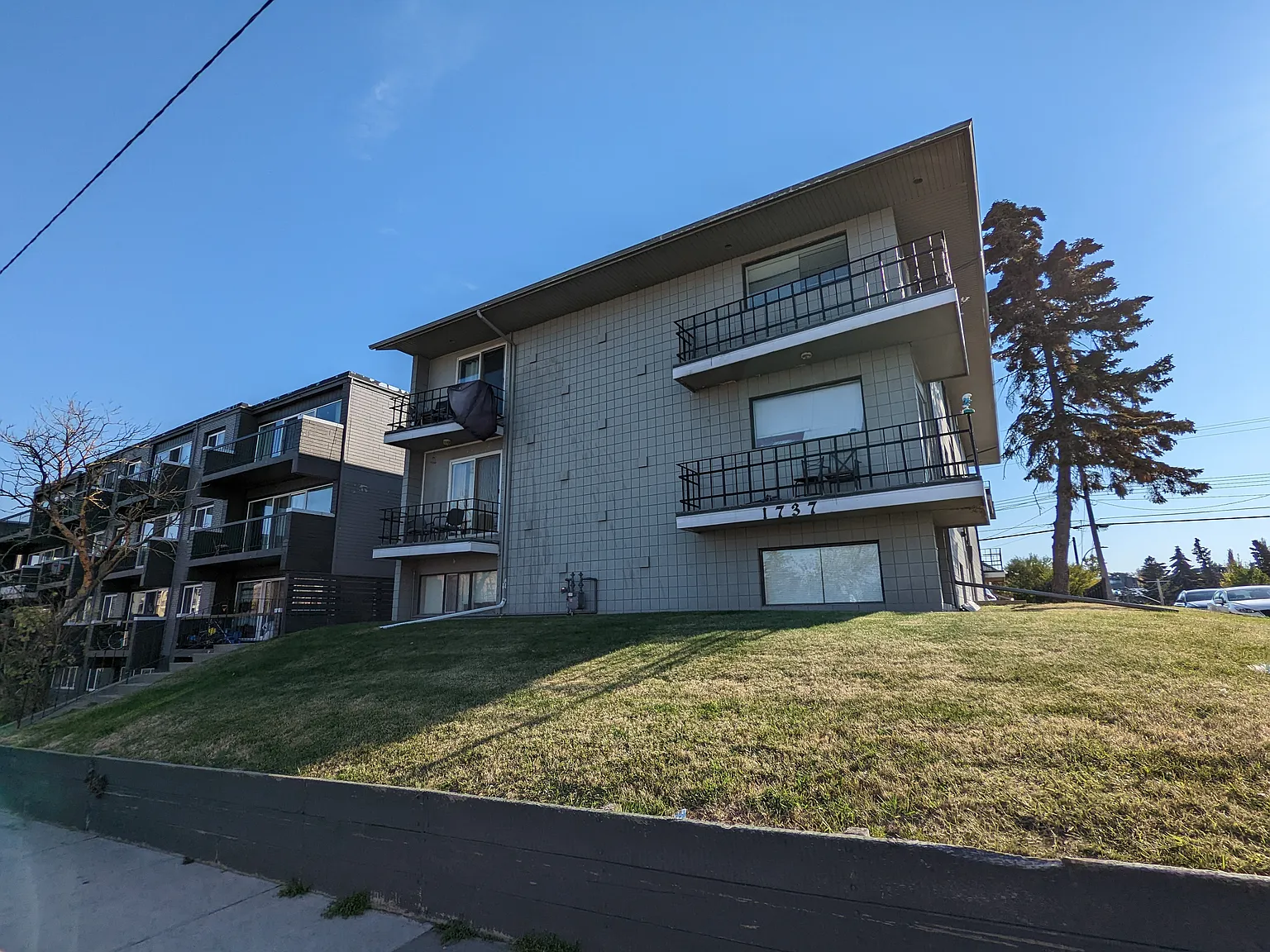 Bankview 1737 Apartments — Photo 3