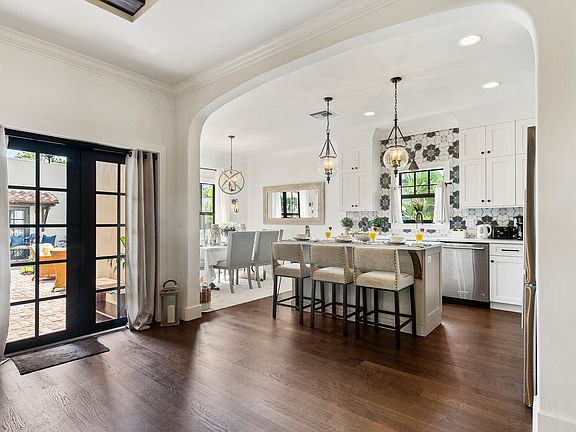 5th image of 3505 Poinsettia Ave #3505