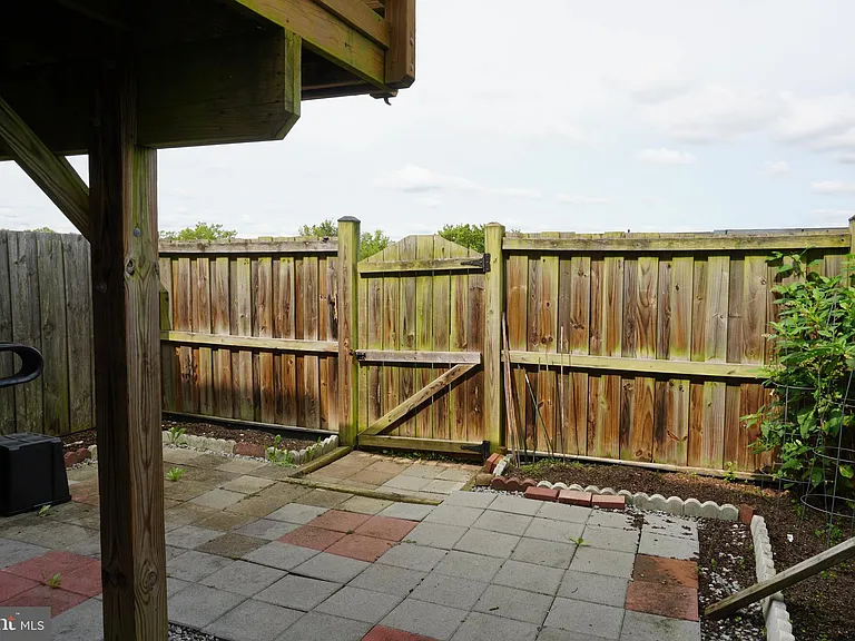 9219 Alvyn Lake Cir — Photo 7