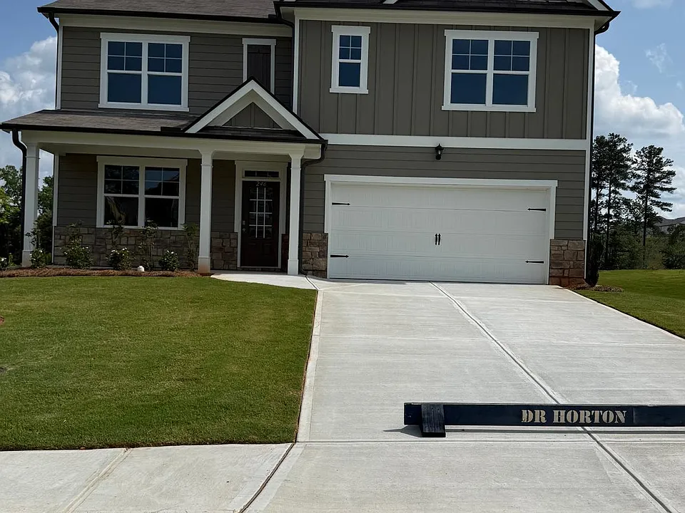 246 Thompson Ridge Ln