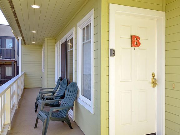 Entrance to Unit #B