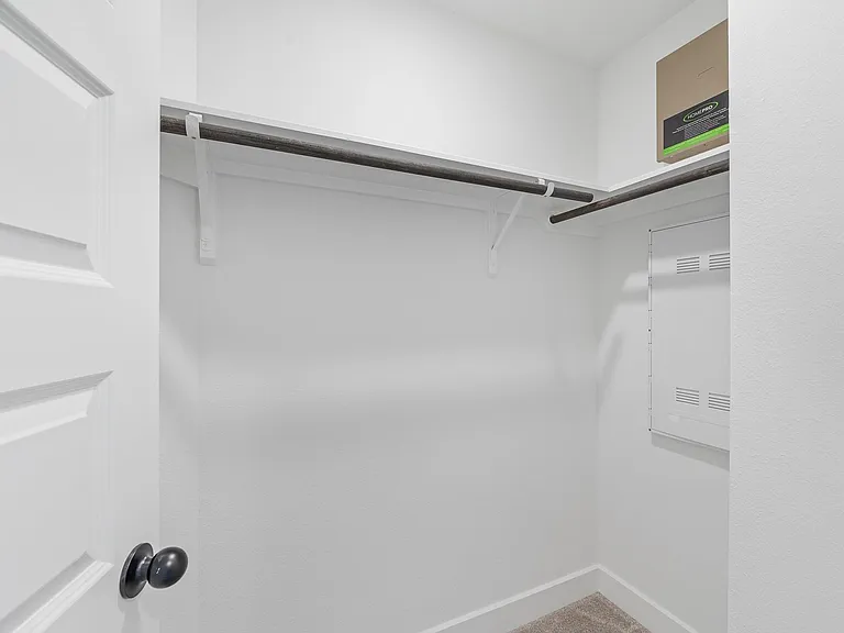 21127 Coral View Dr — Photo 35