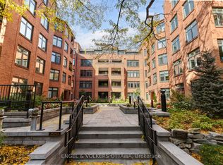 205 Somerset St W Unit 206, Ottawa, ON K2P 0J1