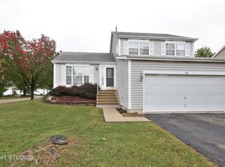 494 Bloomfield Dr, Bolingbrook, IL 60440