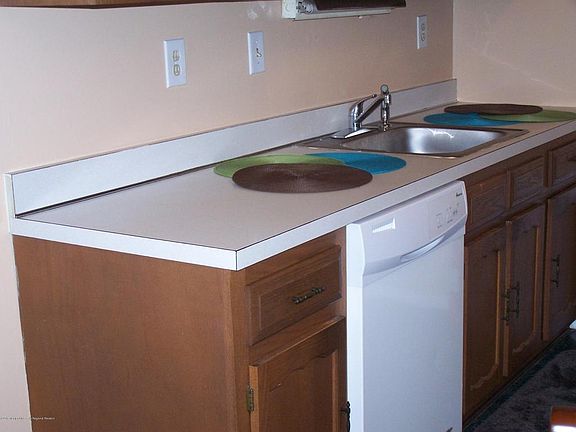 5th image of 1249B Hamilton Ct #100B