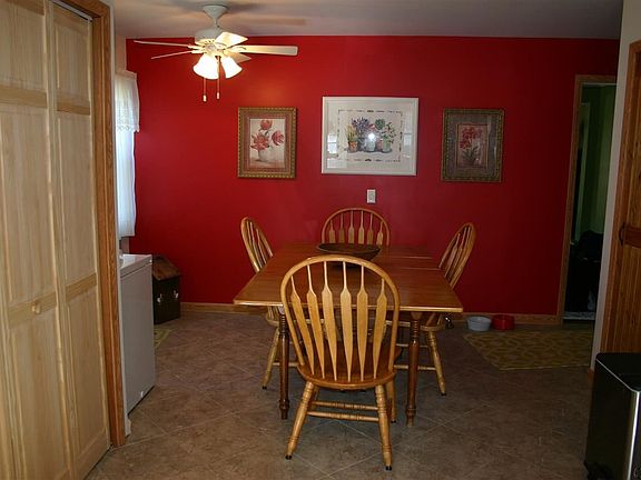 4th image of 54 Western Ave