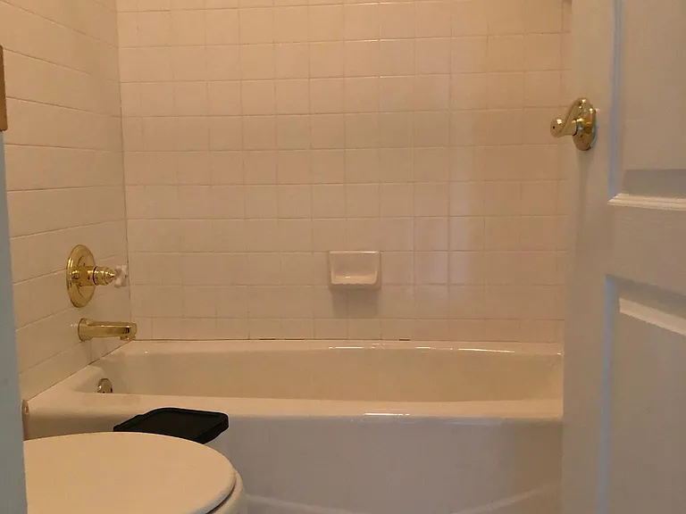 9507 Eastgate Ct — Photo 29
