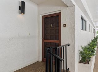 800 Andrews Ave APT 4, Delray Beach, FL 33483