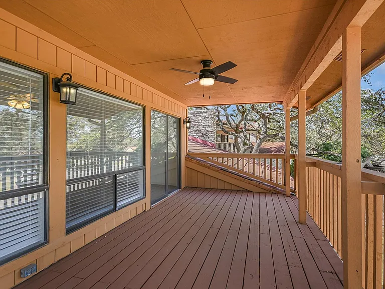 105 Crescent Blf — Photo 24
