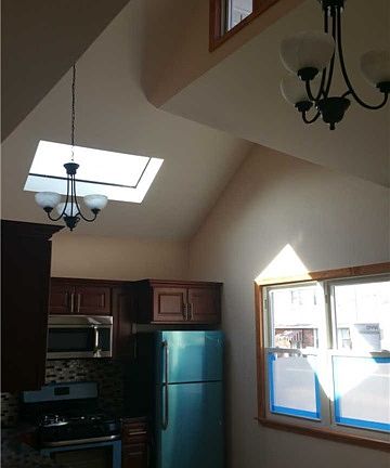 5th image of 334 Beach 46th St