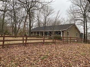 1532 Hicks Rd, Mountain Home, AR 72653