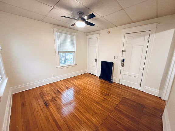 2nd image of 397-399 University Ave #4