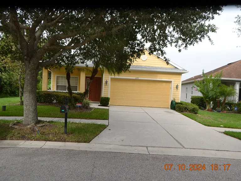 20711 Great Laurel Ave — Photo 1