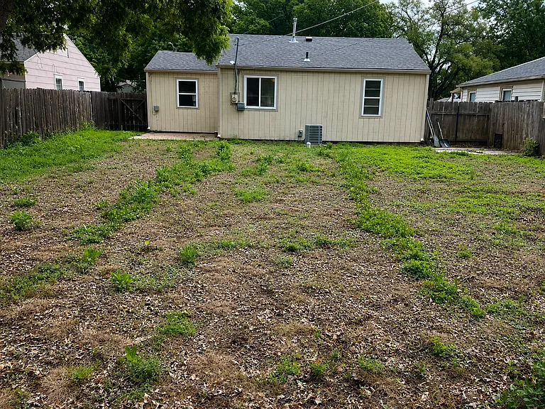 1025 S Pineridge Rd — Photo 21