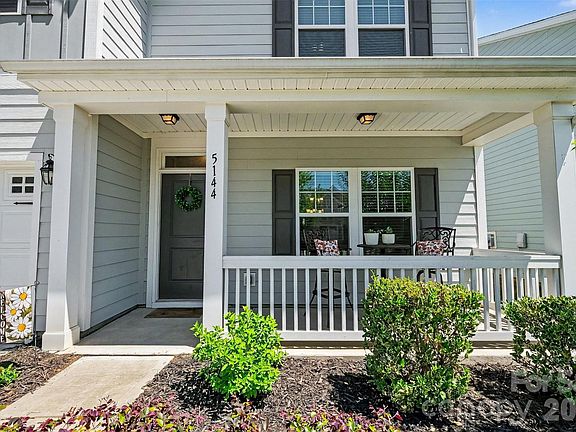 4th image of 5144 Thomasville Dr