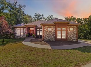 9721 E Plentywood Rd, Bentonville, AR 72712